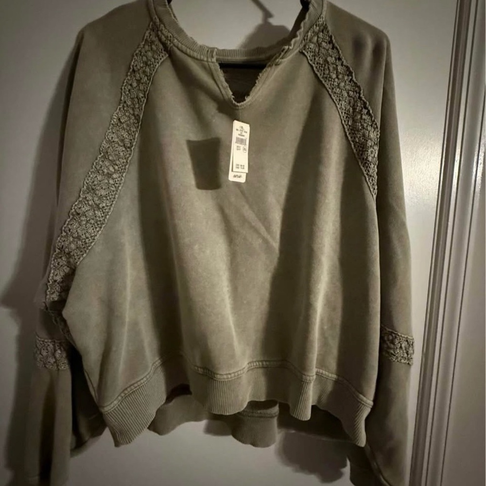 NWT Aerie Olive Green Crop Lace Detail Sweatshirt